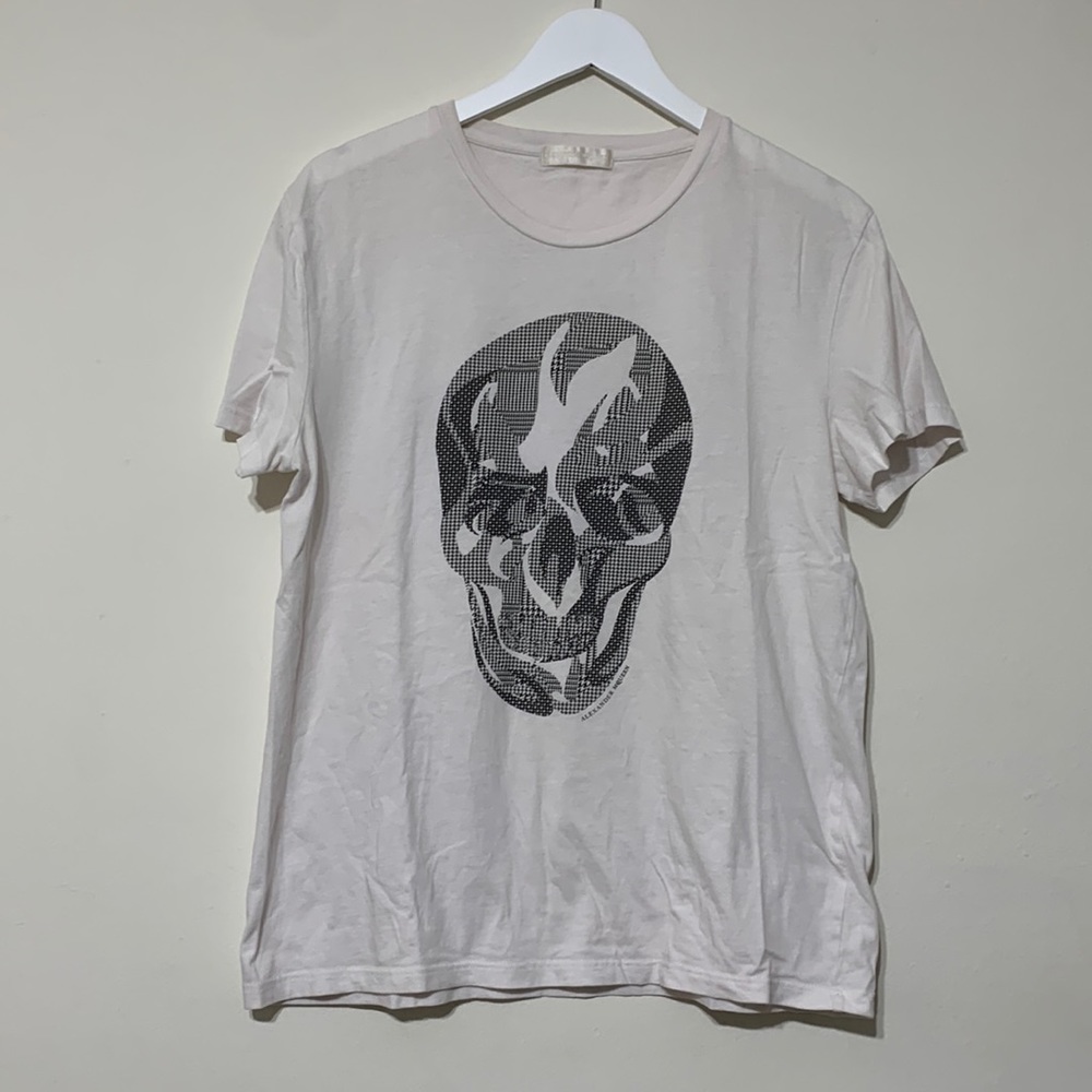 Alexander McQueen White T-Shirt with Black Skull Graphic